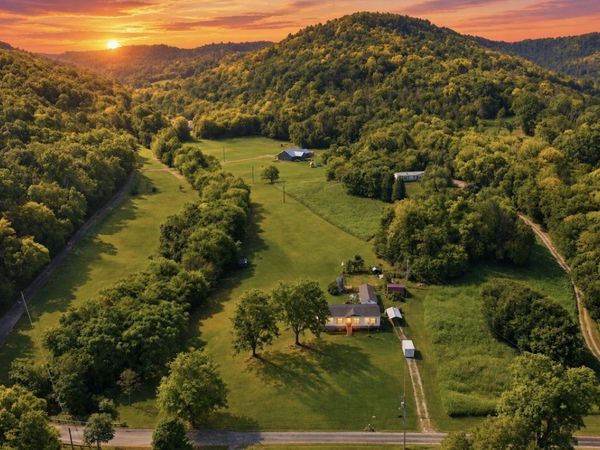 182 Gilley Hill Rd, Bradyville, TN 37026