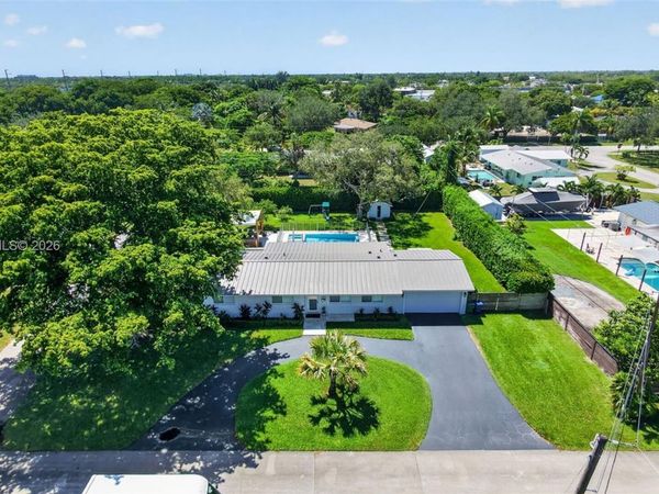 14220 SW 86th Ave , Palmetto Bay, FL 33158