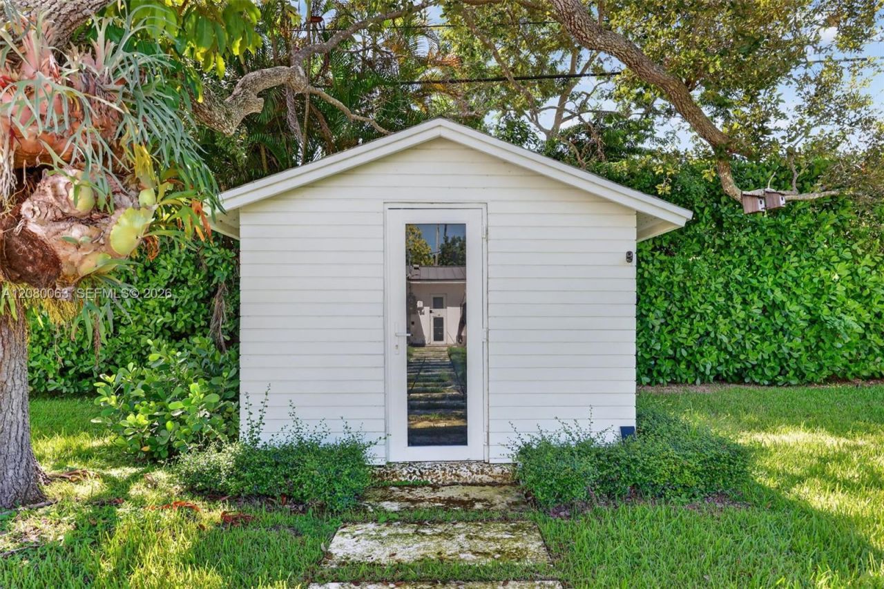14220 SW 86th Ave , Palmetto Bay, FL 33158 Photo