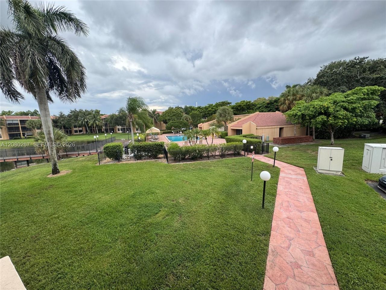 5613 Coral Lake Dr , Unit 201, Margate, FL 33063 Photo