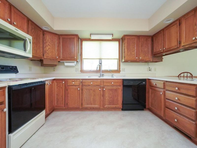 2299 E County Road 181, Green Springs, OH 44836 Photo 10