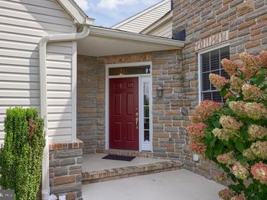 1479 TURNBERRY COURT, YORK, PA 17403