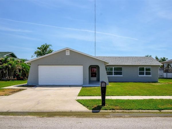 3132 JACKSON DRIVE , HOLIDAY, FL 34691