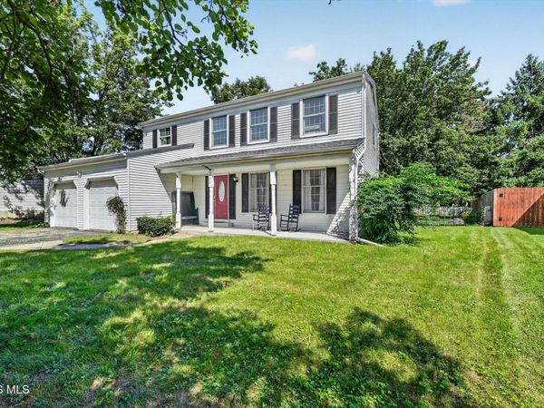 125 Cedar Court, Perrysburg, OH 43551