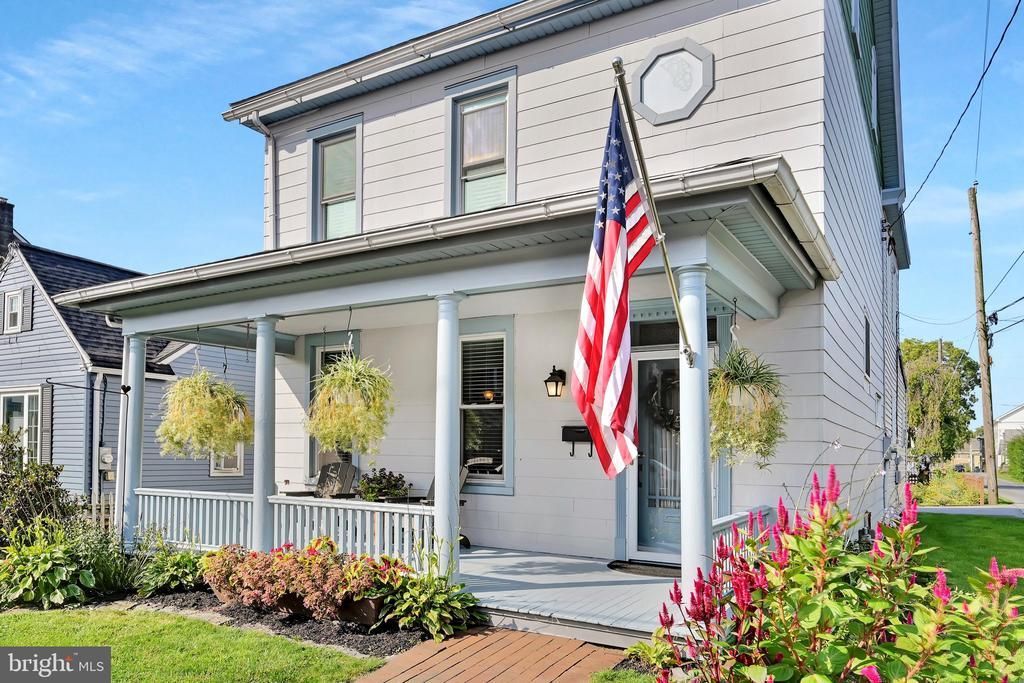 138 N LIBERTY STREET, LITITZ, PA 17543