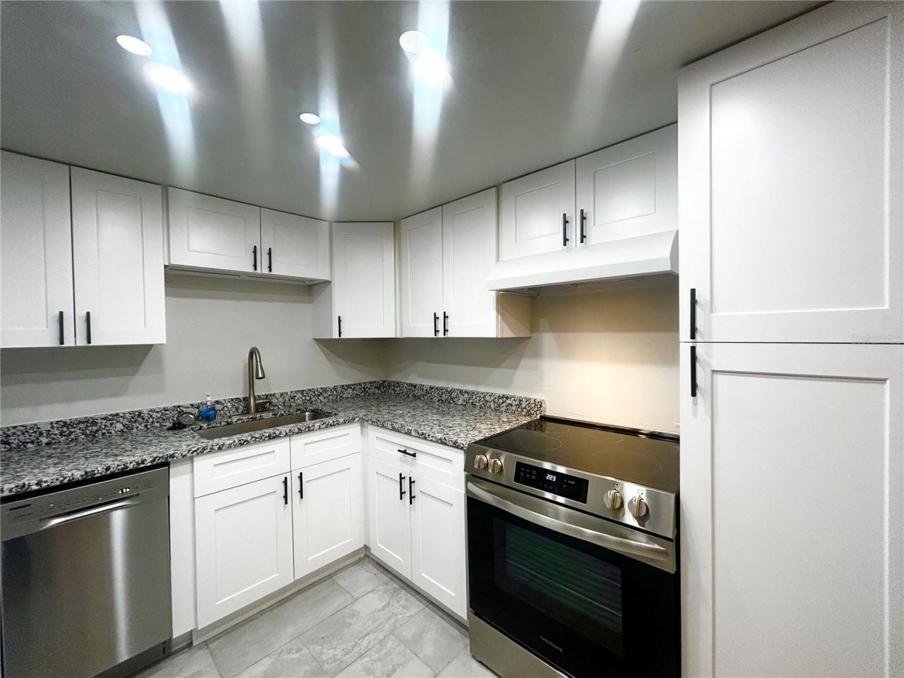 4906 Victoria Drive , Unit 103, Cape Coral, FL 33904 Photo