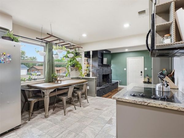 824 Crosby Avenue, White Settlement, TX 76108