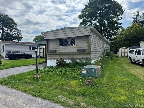 3450 Howard Road , Unit 41, Hamburg, NY 14075