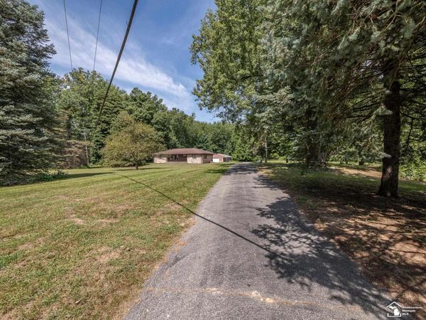 13300 Ida West Road, Petersburg, MI 49270