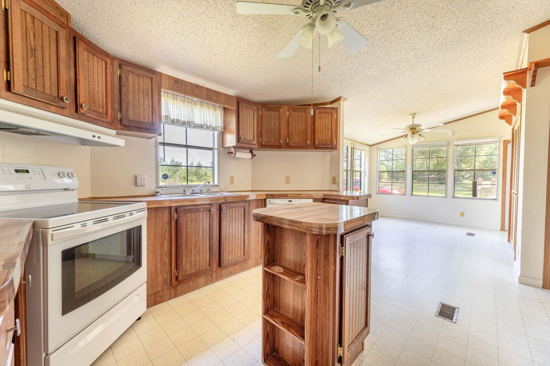 652 Tee Vee Road Photo 25