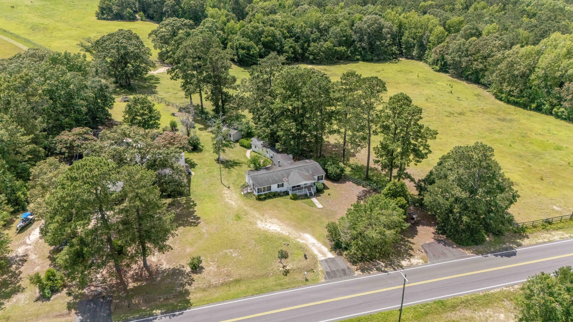 652 Tee Vee Road Photo 31