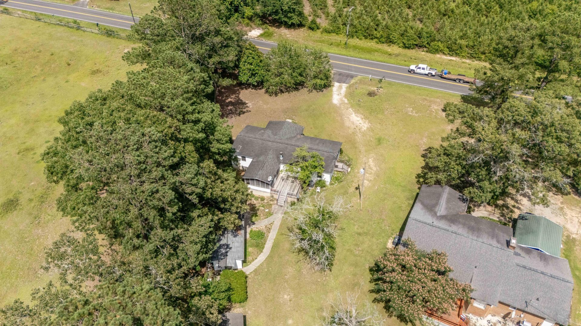 652 Tee Vee Road Photo 32