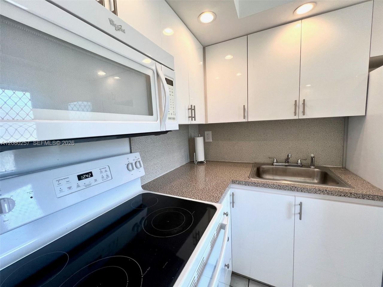 3030 Marcos Dr, Unit T302, Aventura, FL 33160 Photo
