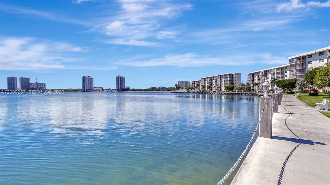3030 Marcos Dr, Unit T302, Aventura, FL 33160 Photo
