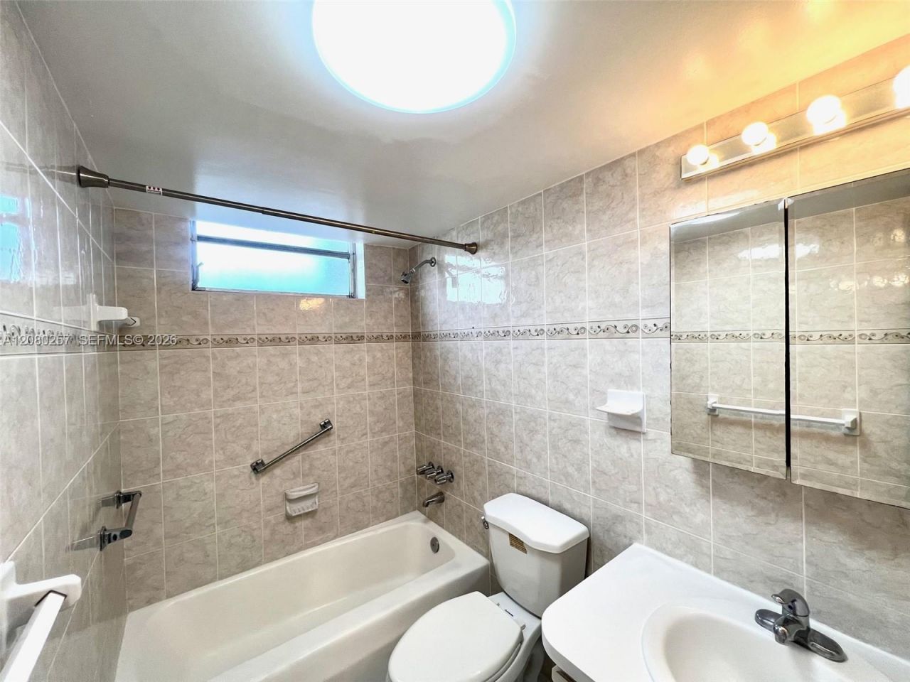 3030 Marcos Dr, Unit T302, Aventura, FL 33160 Photo