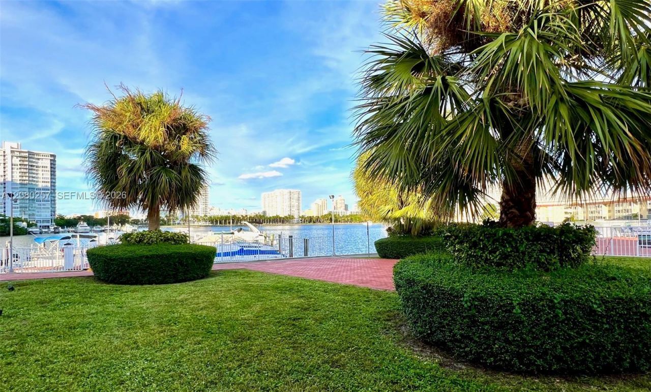 3030 Marcos Dr, Unit T302, Aventura, FL 33160 Photo