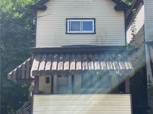 2808 Grover , Mckeesport, PA 15132