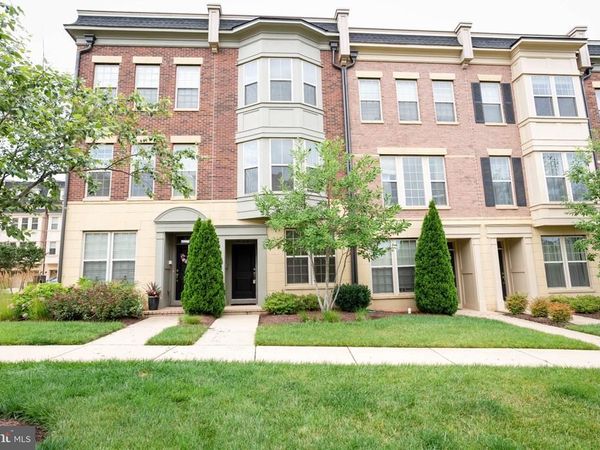 815 FAIR WINDS WAY, Unit 291, OXON HILL, MD 20745