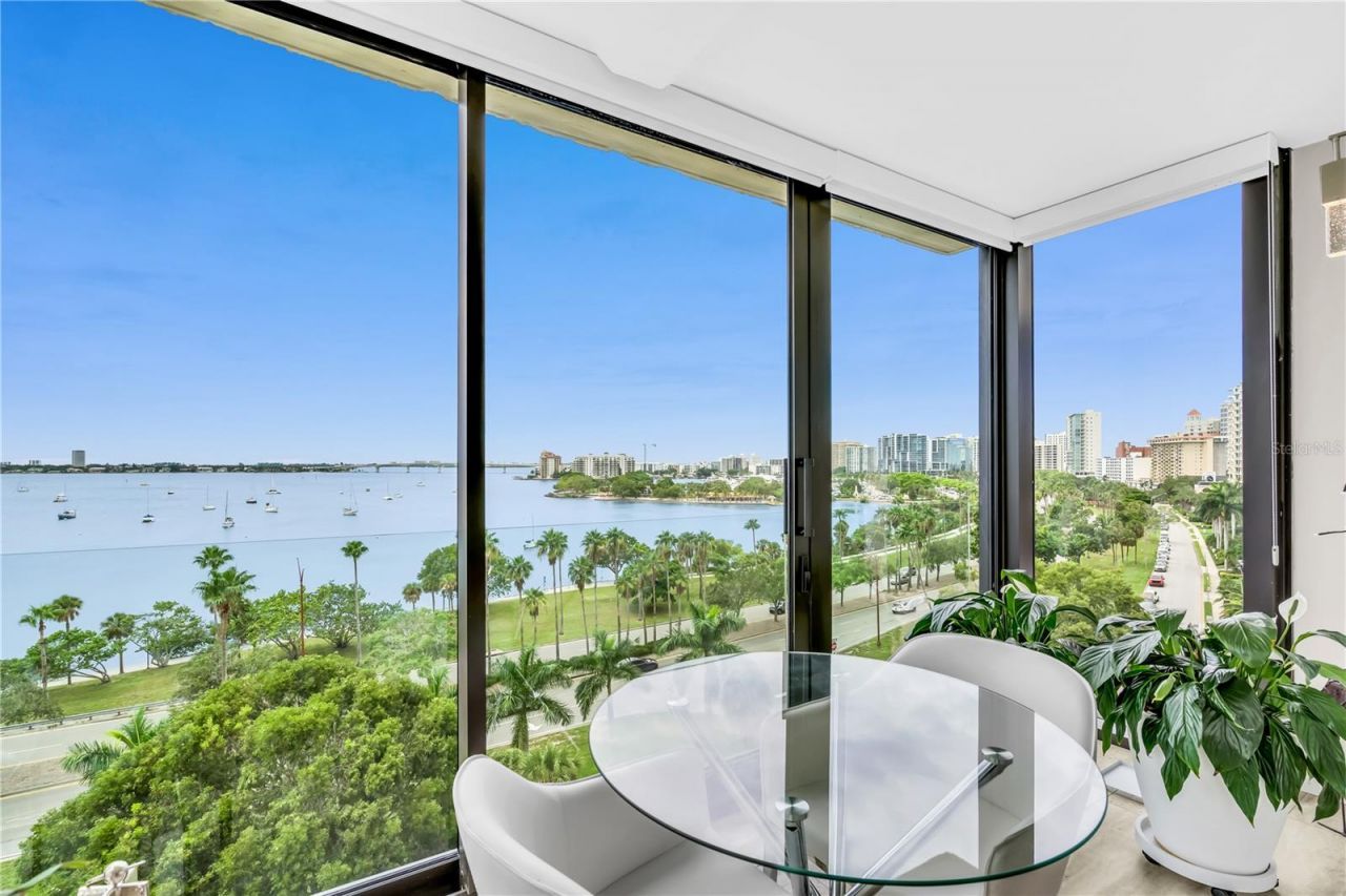 707 S Gulfstream Avenue, Unit 807, Sarasota, FL 34236 Photo
