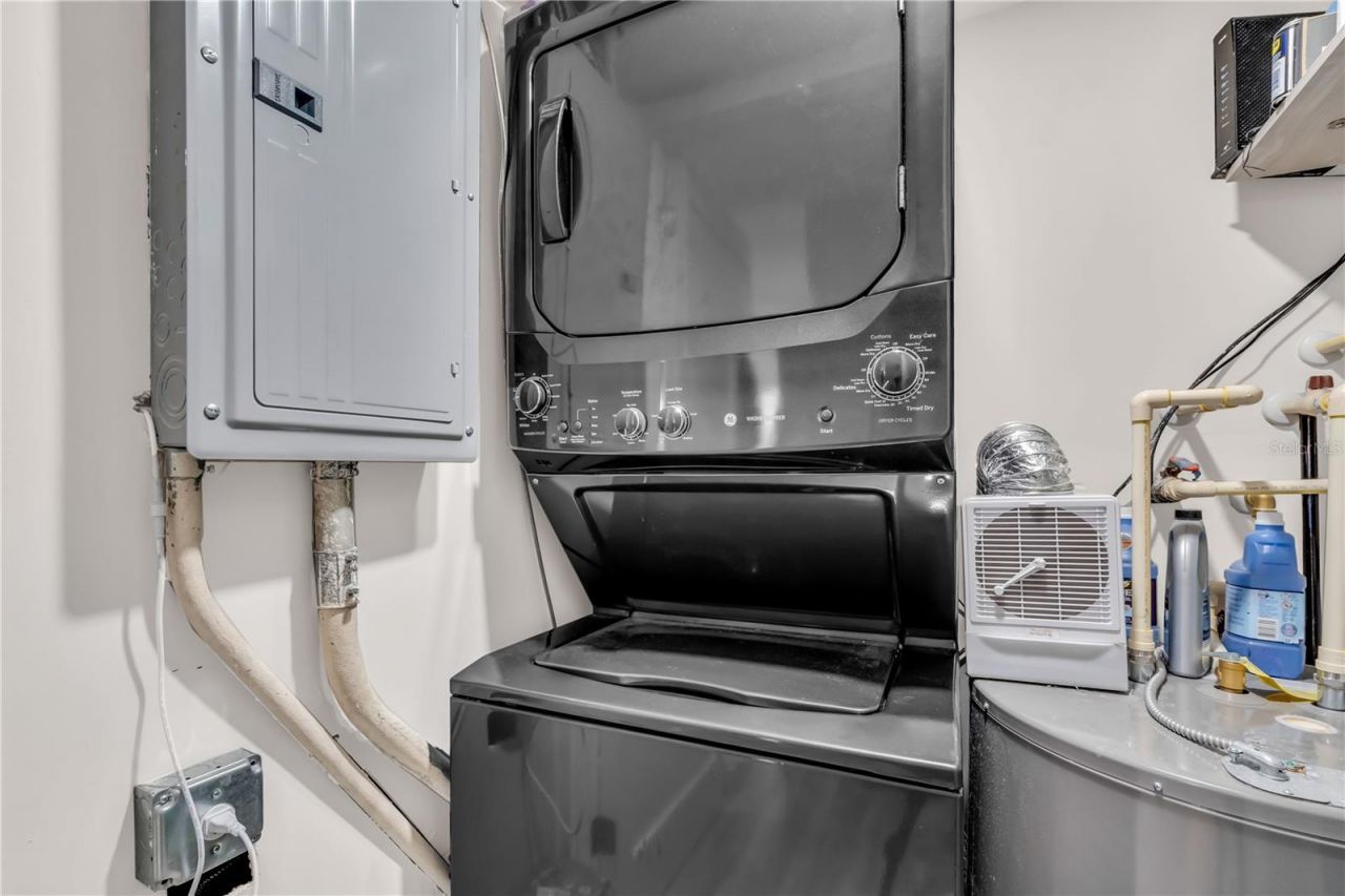 707 S Gulfstream Avenue, Unit 807, Sarasota, FL 34236 Photo