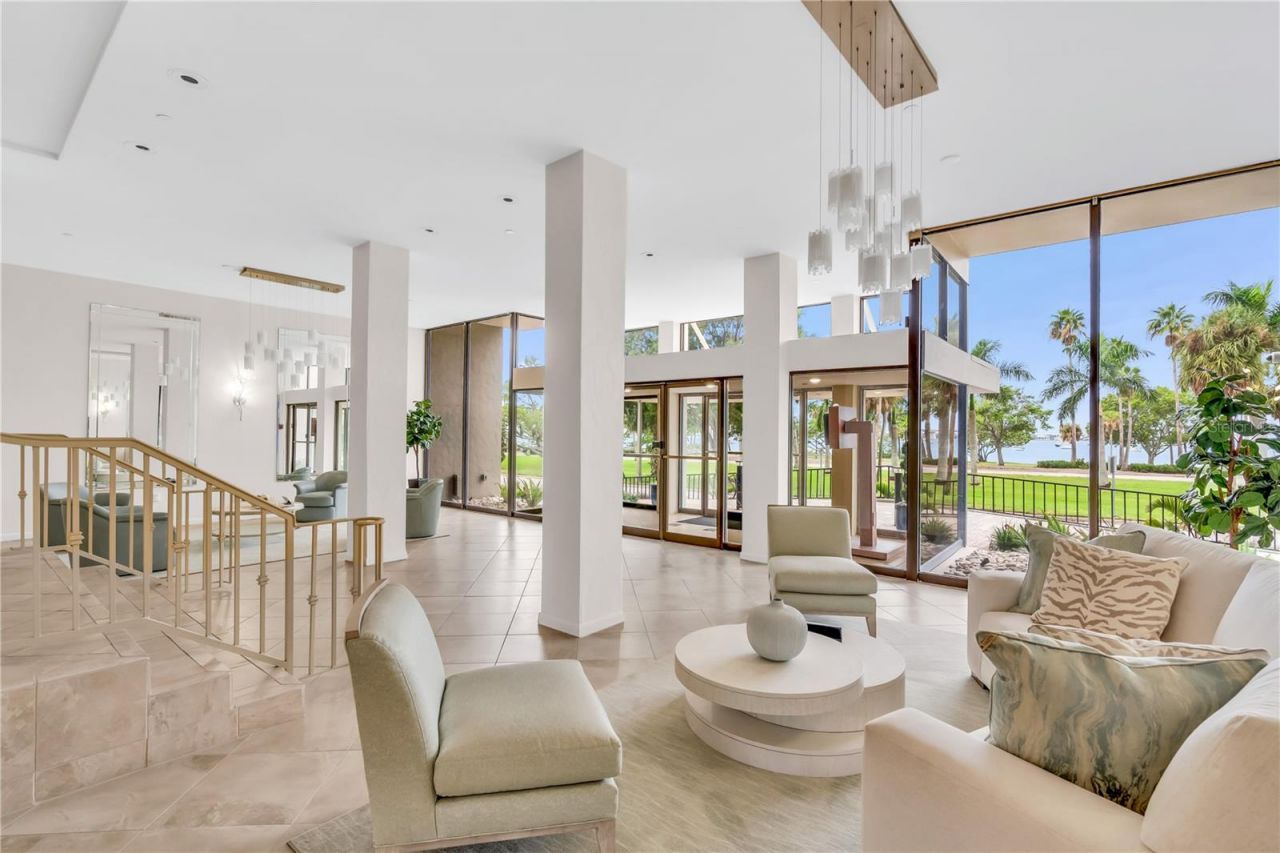 707 S Gulfstream Avenue, Unit 807, Sarasota, FL 34236 Photo