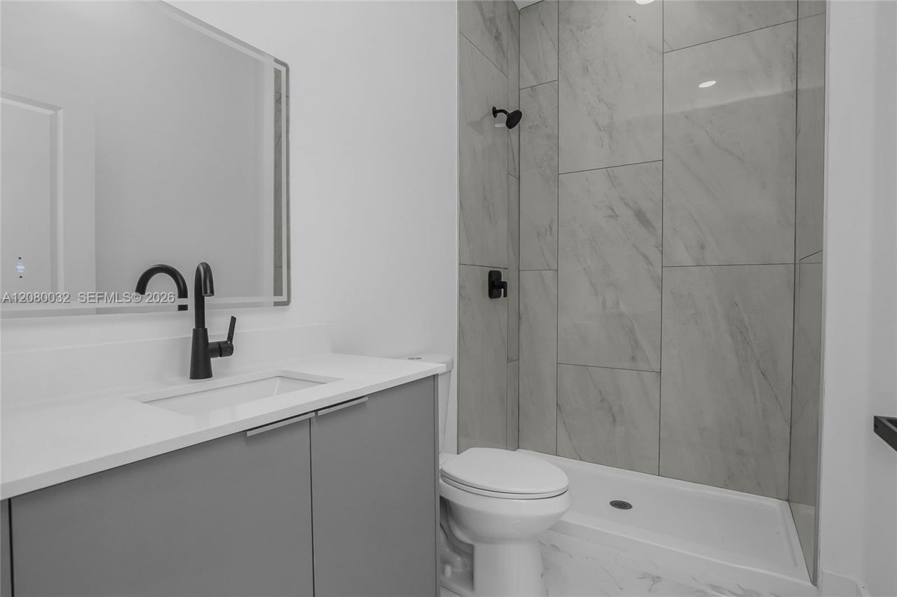 1208 NE 19th St , Cape Coral, FL 33909 Photo