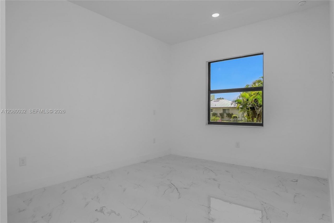 1208 NE 19th St , Cape Coral, FL 33909 Photo