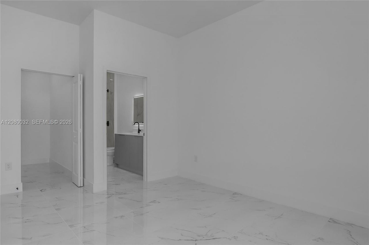 1208 NE 19th St , Cape Coral, FL 33909 Photo