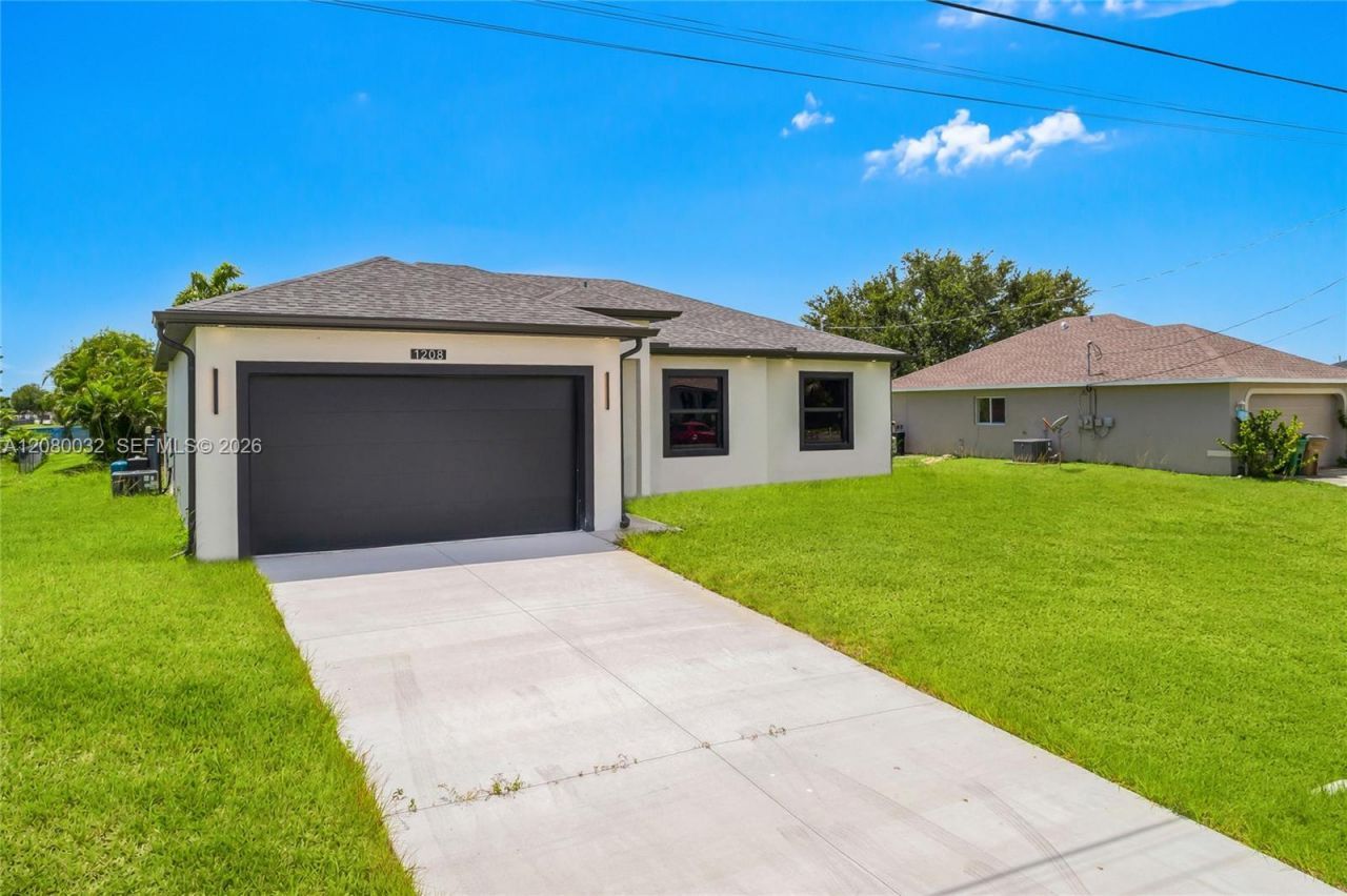 1208 NE 19th St , Cape Coral, FL 33909 Photo