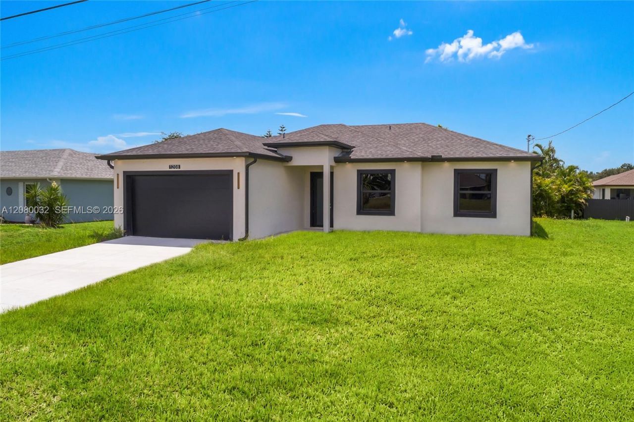 1208 NE 19th St , Cape Coral, FL 33909 Photo