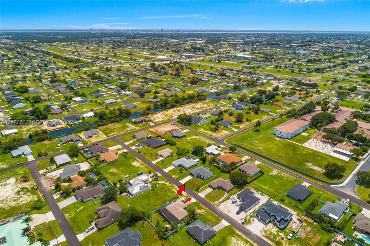 1208 NE 19th St , Cape Coral, FL 33909 Photo