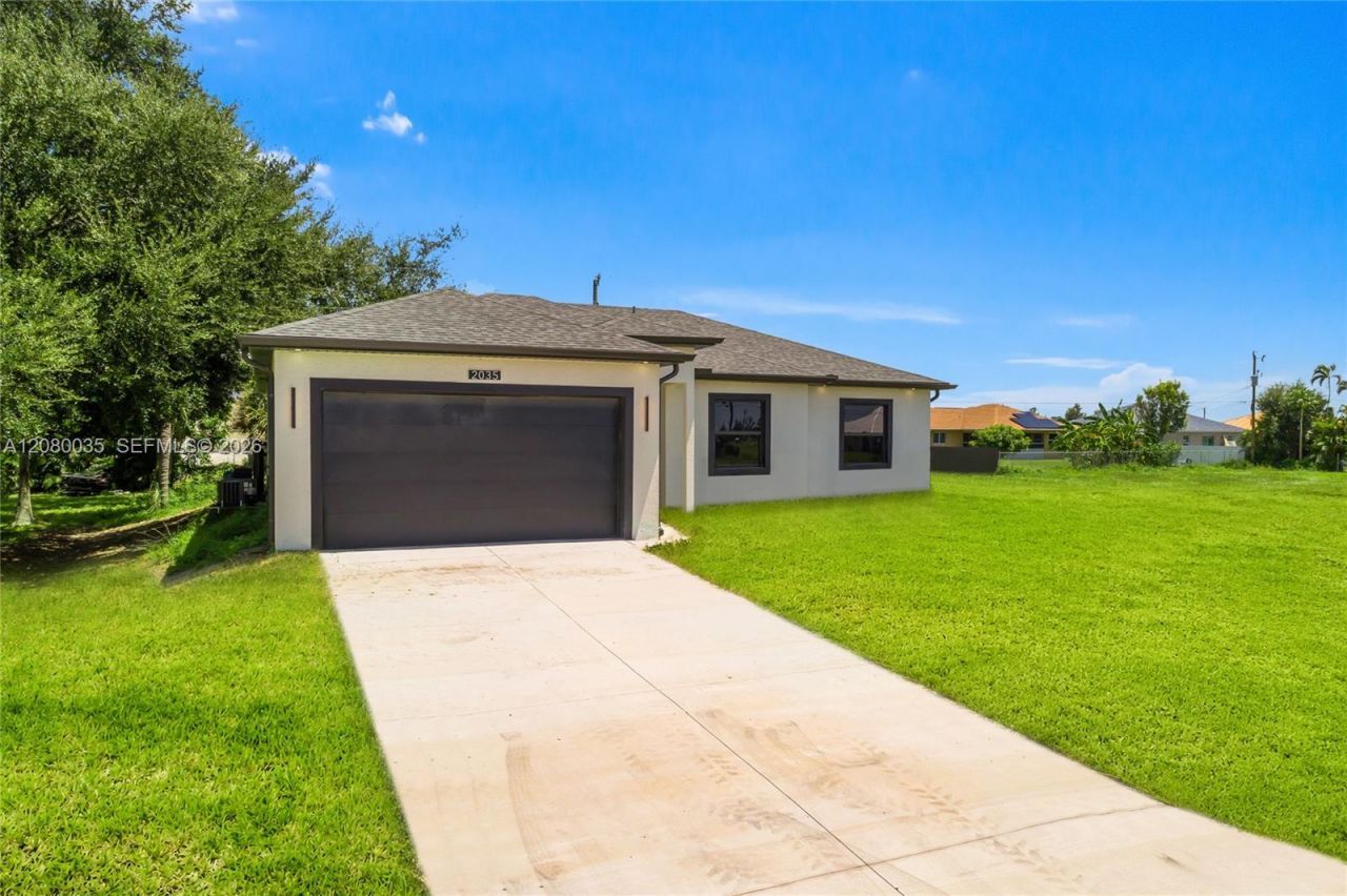 2035 NE 9th Ave , Cape Coral, FL 33909 Photo