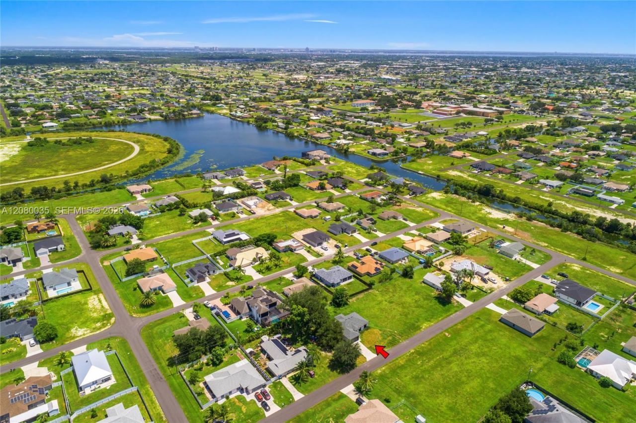 2035 NE 9th Ave , Cape Coral, FL 33909 Photo