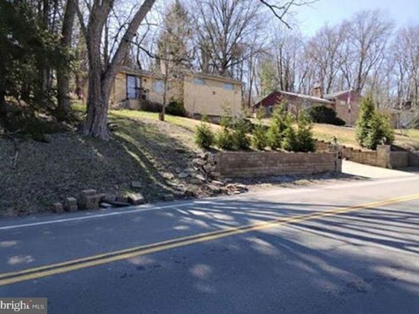 3301 BETHEL CHURCH ROAD , BETHEL PARK, PA 15102