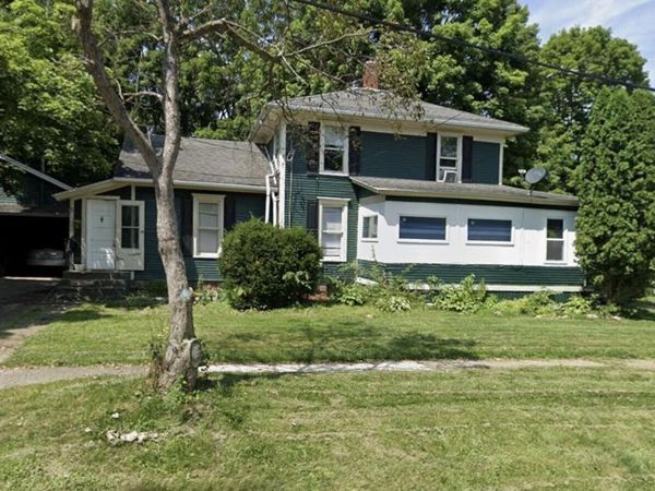 1204 Adams Street, Albion, MI 49224