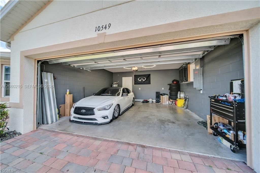 10549 Canal Brook Ln , Lehigh Acres, FL 33936 Photo