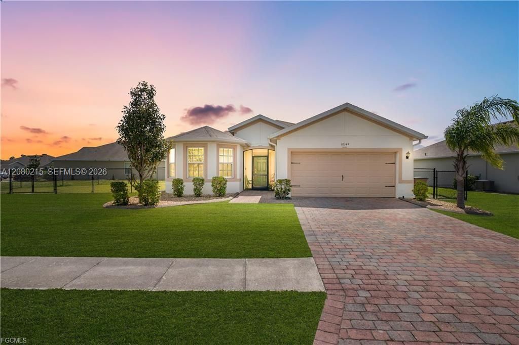 10549 Canal Brook Ln , Lehigh Acres, FL 33936 Photo