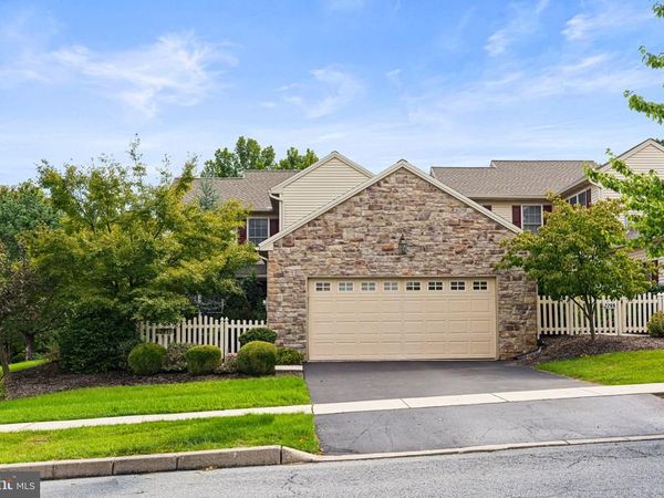 2271 SOUTHPOINT DRIVE , HUMMELSTOWN, PA 17036