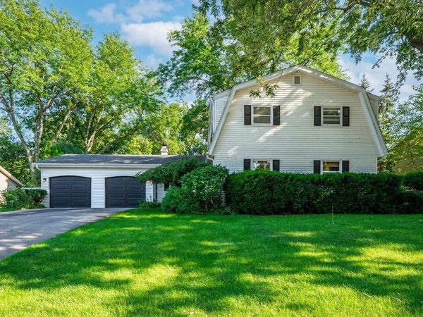 5555 ROANOKE Road, ROCKFORD, IL 61107