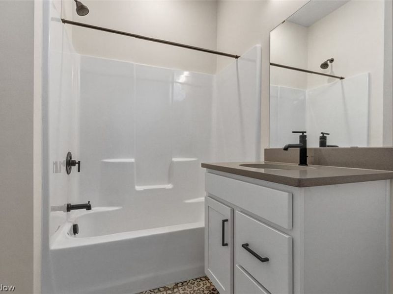 3601 Bailey Avenue, Cleveland, OH 44113 Photo 13