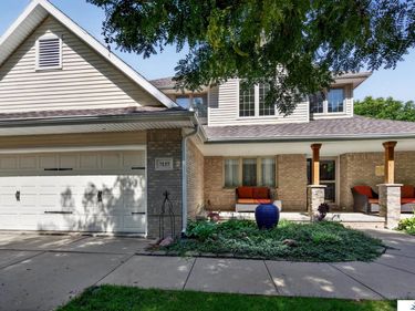 7137 Beaver Hollow Circle, Lincoln, NE 68516