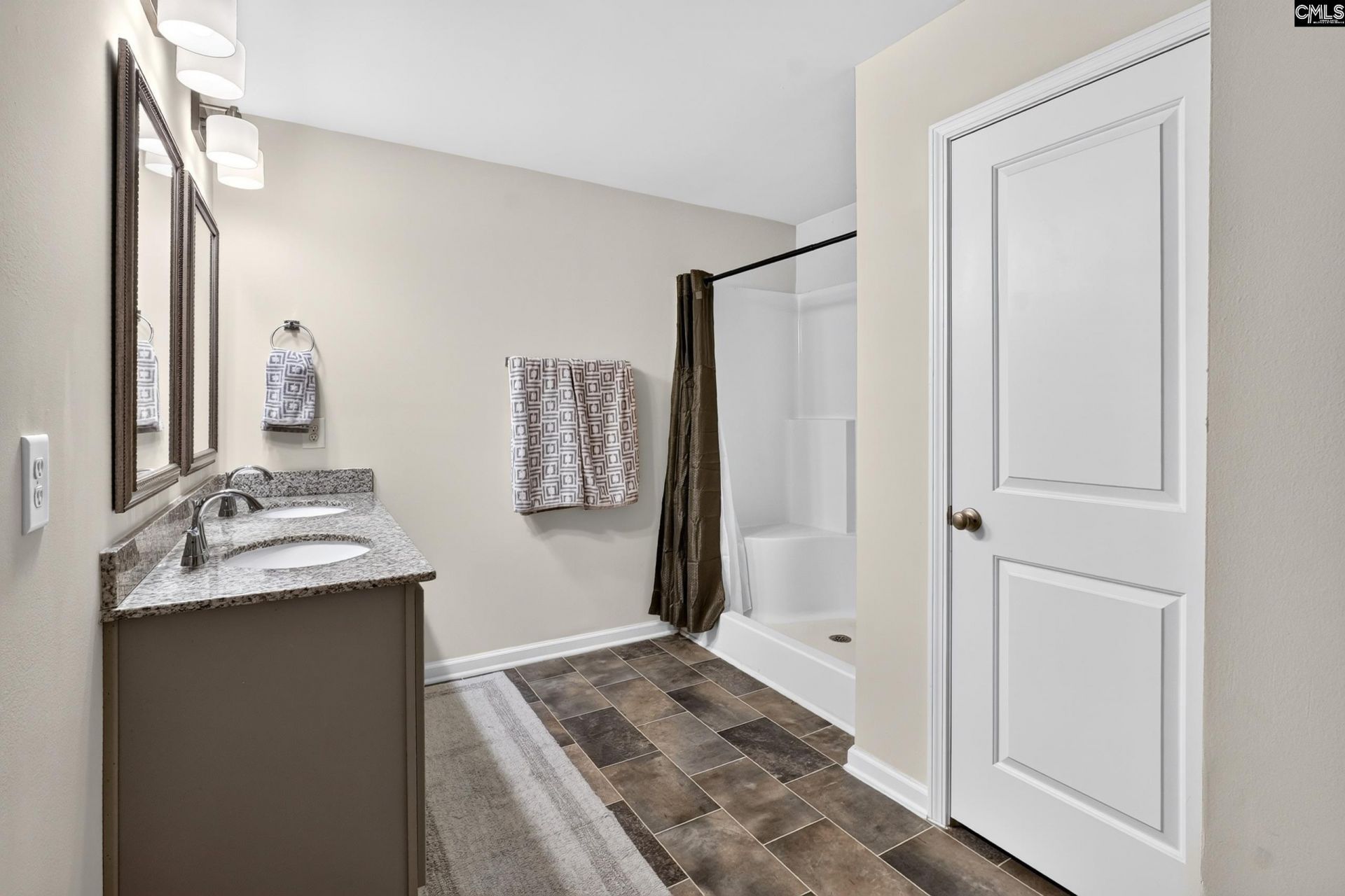 334 Liliana Drive Photo 29