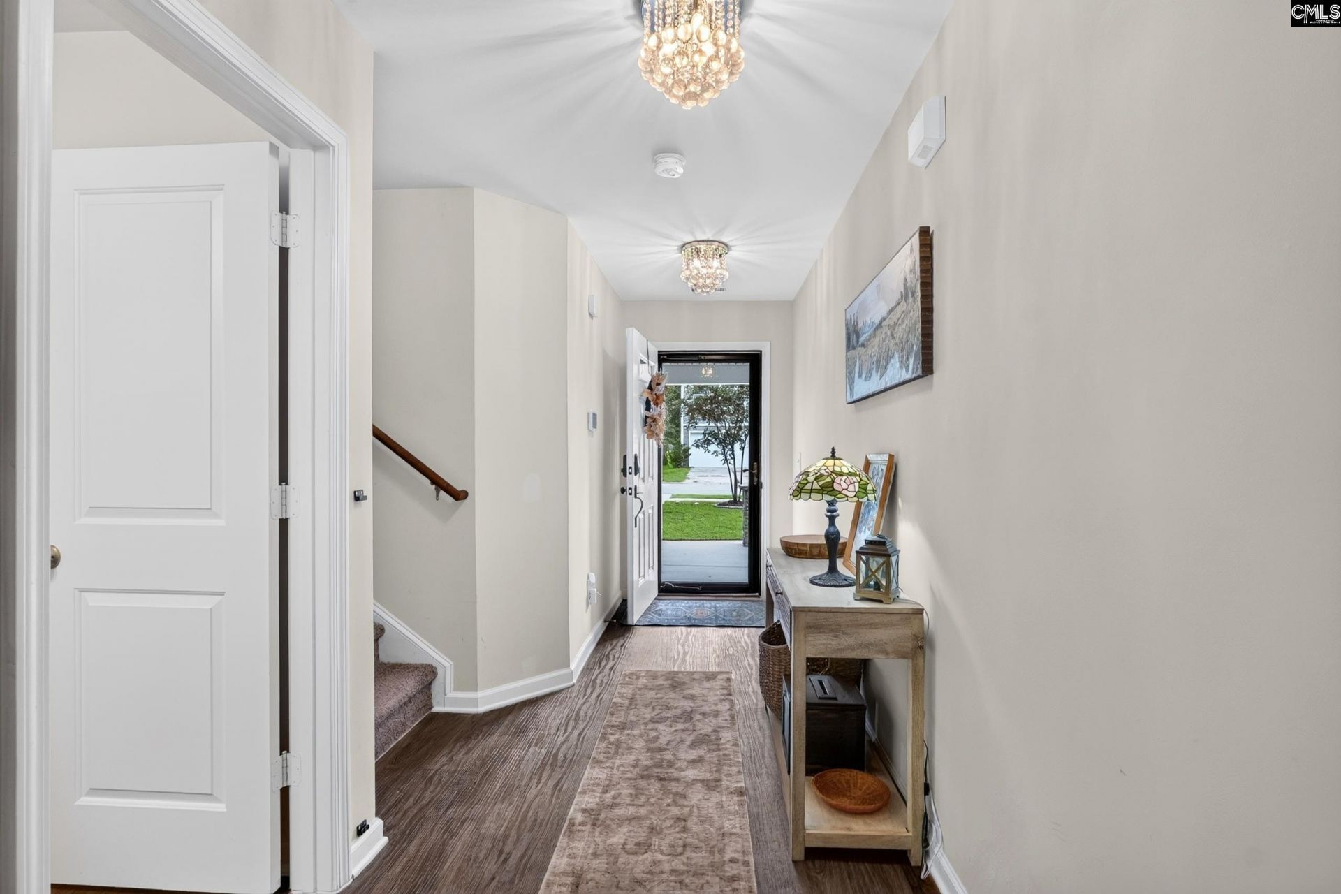 334 Liliana Drive Photo 6
