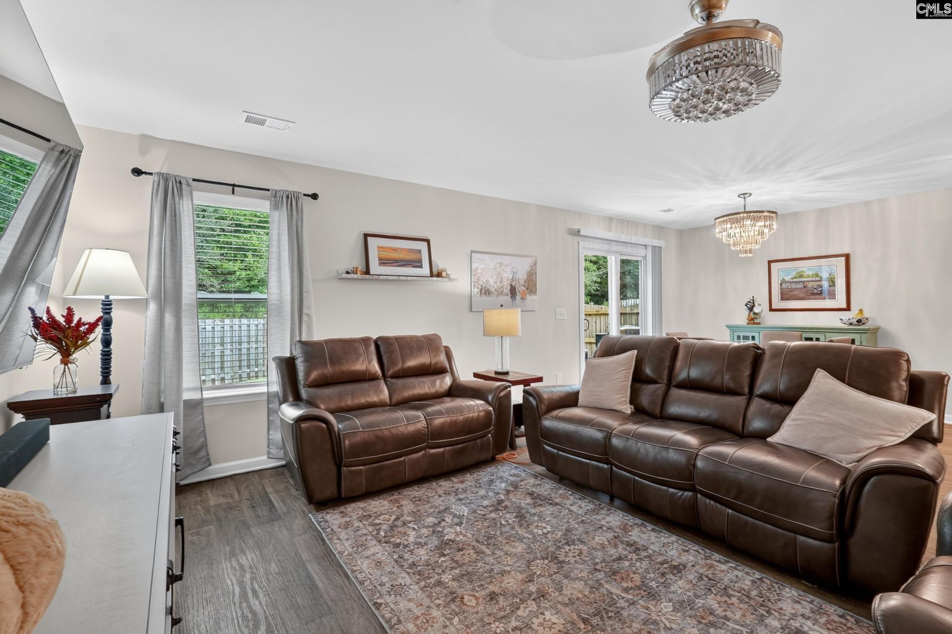 334 Liliana Drive Photo 9