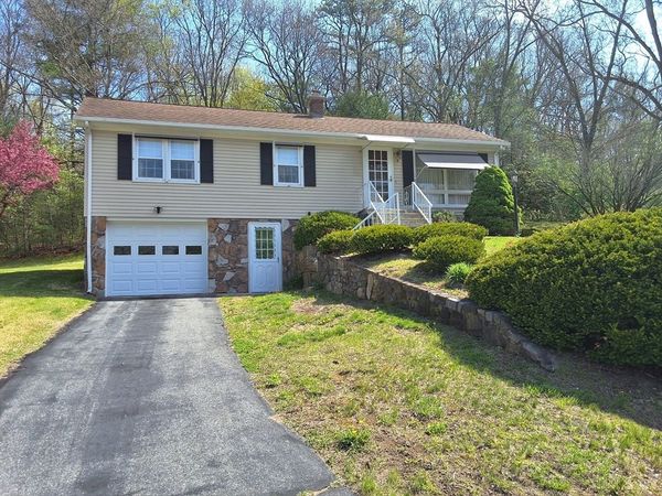 4 Emelda St, Palmer, MA 01069