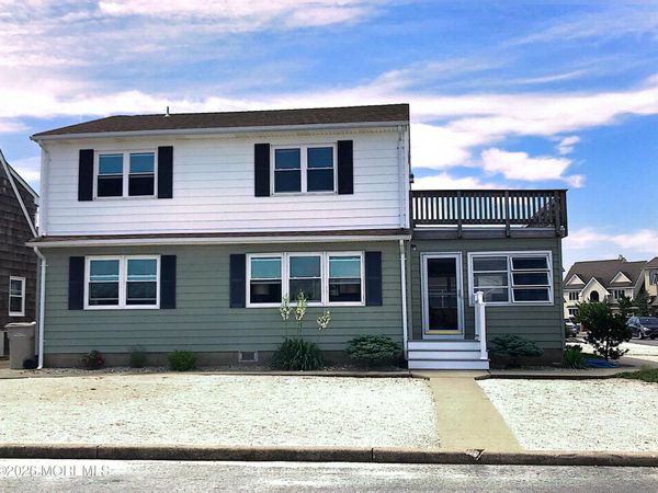 331 Roberts Avenue, Seaside Park, NJ 08752