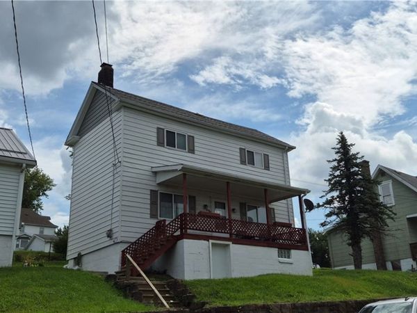 904 N Jefferson St , Connellsville, PA 15425
