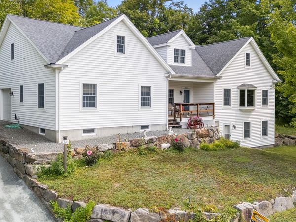 263 Barrett Road, New London, NH 03257