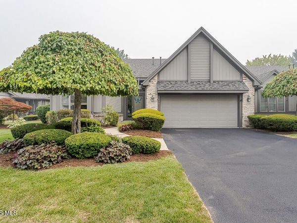 6835 Carrie Pine Lane, Toledo, OH 43617
