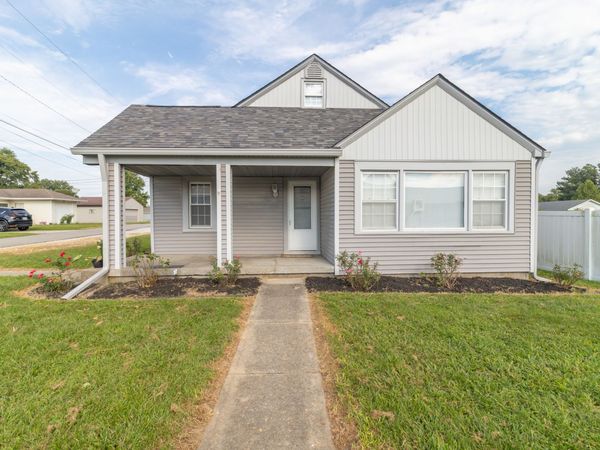 621 Apple Street, Greenfield, IN 46140